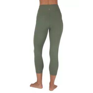 Yogalicious NWT XS Womens Luxe Tribeca Crop Tight AGreen